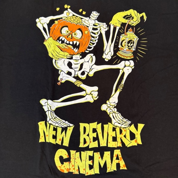 Quentin Tarantino New Beverly Cinema 2023 Halloween Shirt Mens Size L NEW - Picture 2 of 4